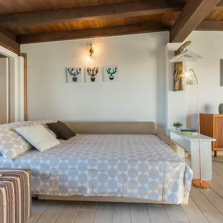 La Mansarda Apartment Monserrato